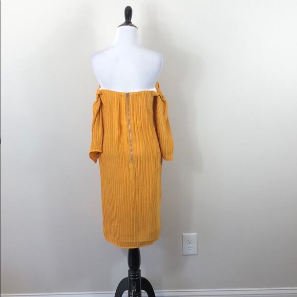 Elliatt Marigold Dress Pleated Off Shoulder - Picture 8 of 10